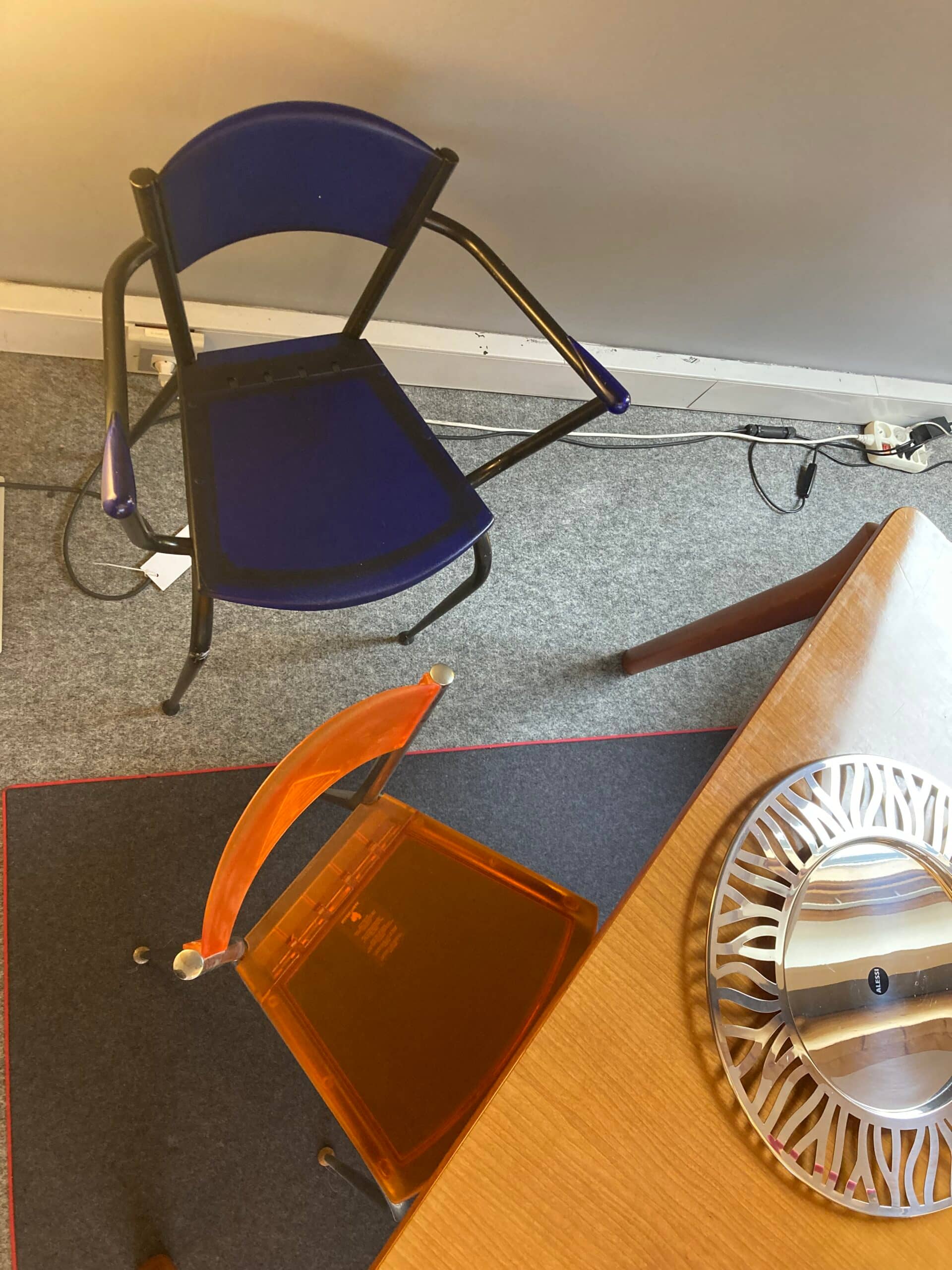 Chaise Mimi Enrico Baleri - Baleri Italia | Design Méthacrylate Orange Lignes Mont Saint Aignan