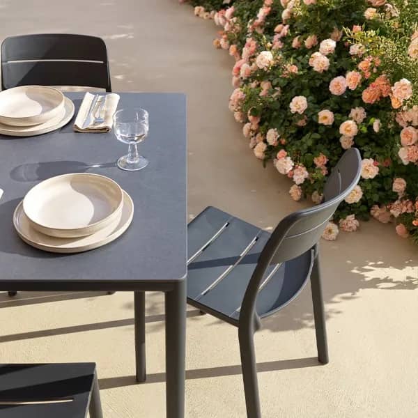 Table Piave jardin​ outdoor Lignes Mont Saint Aignan